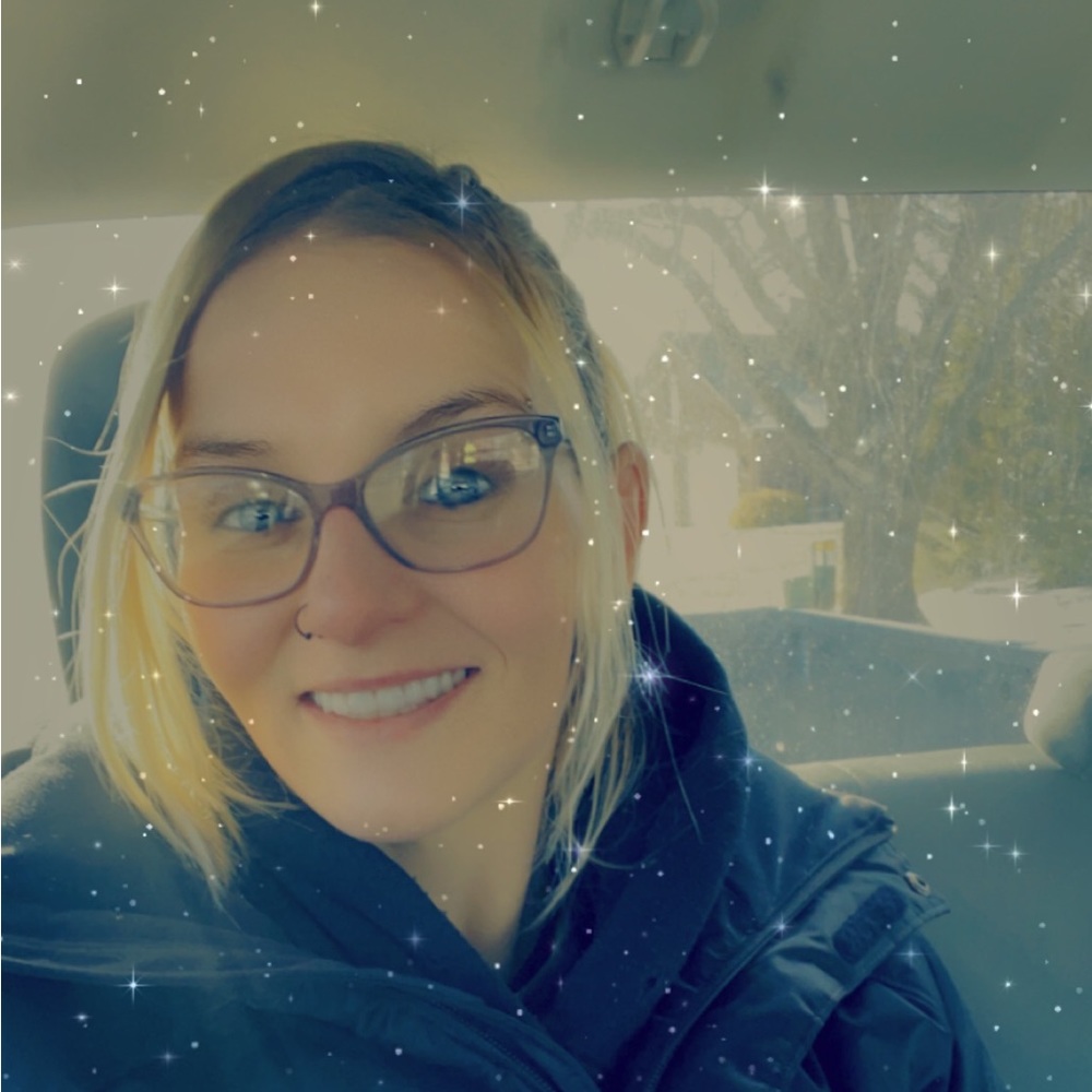 Meet your Posher, Tiffany